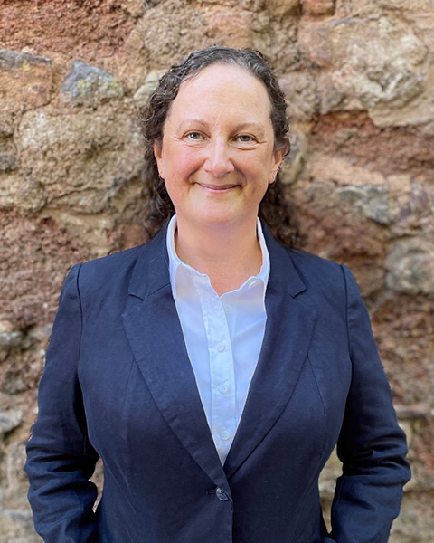 Sarah Ravenscroft family mediator - conflict resolution